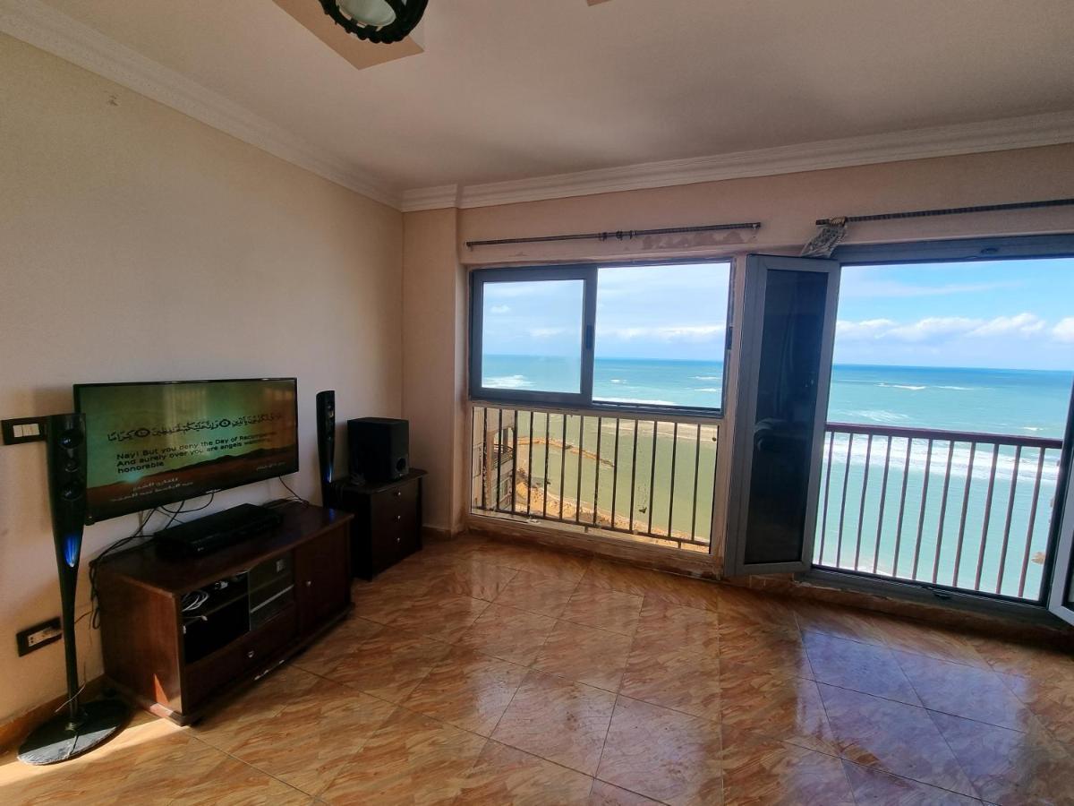 Panoramic Sea View Zamzm Flat Miami Family شقة فندقية زمزم بانورما بشاطئ ميامي - الاسكندرية صف اول مباشر علي بحر - عائلات فقط อเล็กซานเดรีย ภายนอก รูปภาพ