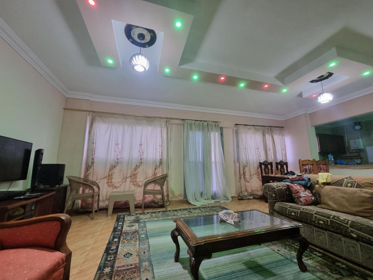 Panoramic Sea View Zamzm Flat Miami Family شقة فندقية زمزم بانورما بشاطئ ميامي - الاسكندرية صف اول مباشر علي بحر - عائلات فقط อเล็กซานเดรีย ภายนอก รูปภาพ