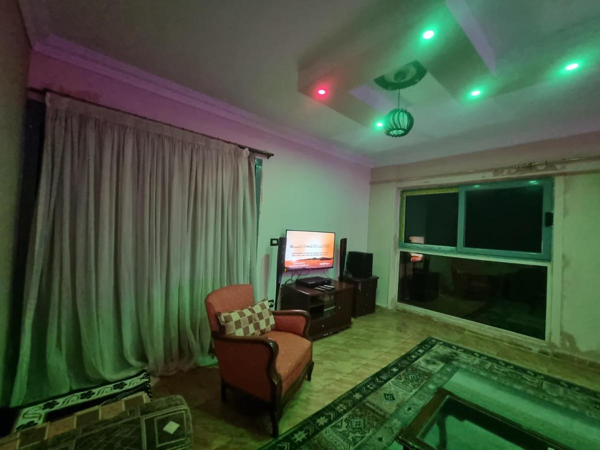 Panoramic Sea View Zamzm Flat Miami Family شقة فندقية زمزم بانورما بشاطئ ميامي - الاسكندرية صف اول مباشر علي بحر - عائلات فقط อเล็กซานเดรีย ภายนอก รูปภาพ