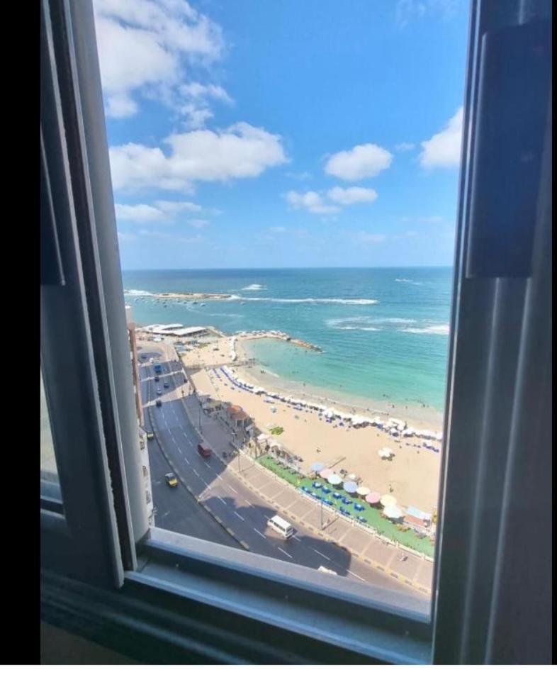 Panoramic Sea View Zamzm Flat Miami Family شقة فندقية زمزم بانورما بشاطئ ميامي - الاسكندرية صف اول مباشر علي بحر - عائلات فقط อเล็กซานเดรีย ภายนอก รูปภาพ